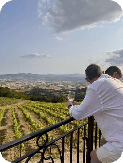 Relaxed wine tasting setting in the Umbrian hills